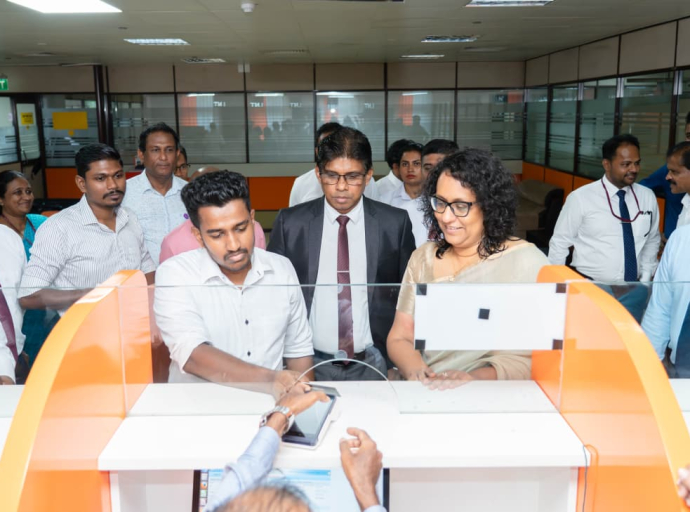 All Divisional Secretariat Offices in the Colombo District Introduce Credit and Debit Card Payment Facilities :  It is the Government's objective to deliver  efficient and transparent Public Services - PM 